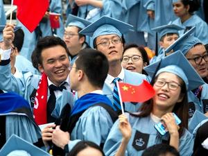 《石涛聚焦》「中秋-十一 英国送大礼：驱除几百名中共国留学生」泰晤士报：首相强森跟随美国驱逐1000名与共军相关的留学生 研究生 访问学者后 英国相同理由跟进「五眼联盟+日本」很可能跟随（01/10）