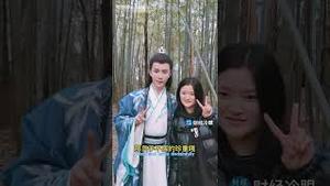 信息量太大！两个男大佬当众吃于朦胧豆腐，他们是谁？胖“女粉”是监工？