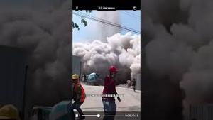 中国又一个丑闻全球疯传，知名的一带一路豆腐渣工程在地震中轰然倒塌！