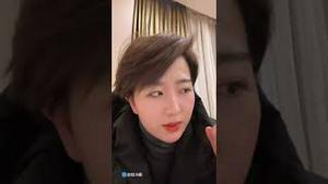 最新！勇敢漂亮的女律师模仿黑警刑讯逼供暴火！开始封杀了！