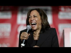 《石涛聚焦》「民主党的贺锦丽称“中共党魁习近平比川普 更受尊重”」CNN在北京直播「彭斯一骂中国就断讯」被加拿大记者截屏（08/10）