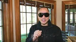 2022年4月28日 文贵Gettr直播：马斯克收购twitter后，特斯拉股份跌了1000亿； 各种灾难到来前 ，欧美各国为了遏制通胀 采用加息手段；中共继续造假，鼓吹经济增长