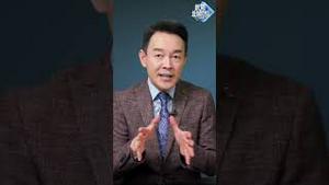 柬埔寨街头惊现散落护照_谁的护照？为何会出现在街头？